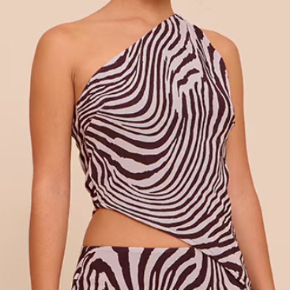 NWT PrettyLittleThing Zebra Asymmetrical Top